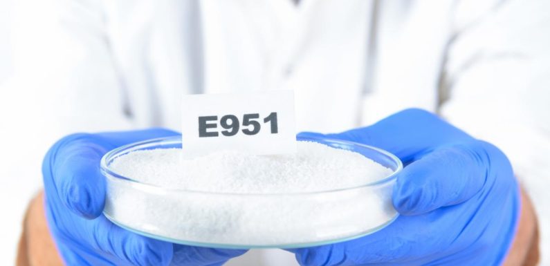 FOOD CONTAINING ASPARTAME (ARTIFICIAL SWEETENING) IS SPREADING DEAD!