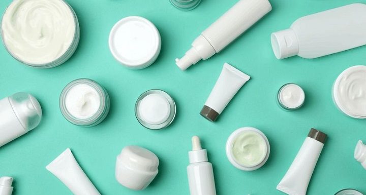 TOXIC CHEMICALS THAT CAUSE CANCER IN COSMETICS AND SKIN CARE PRODUCTS!